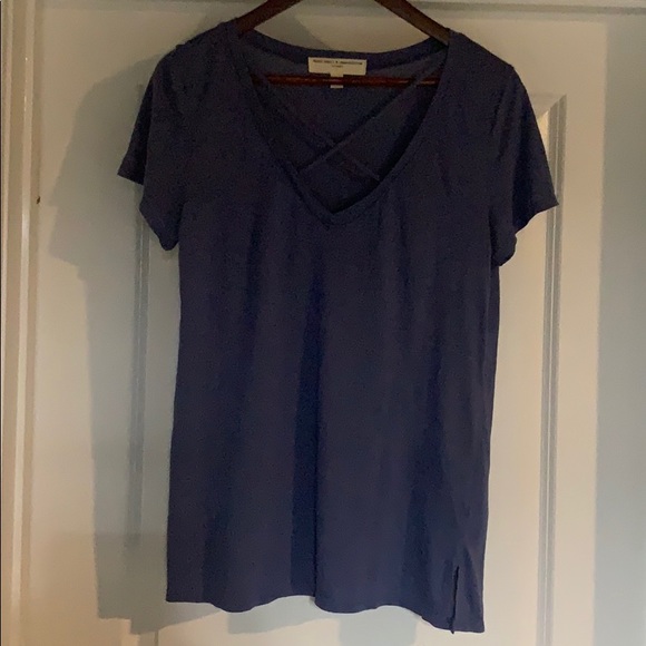 Urban Outfitters Criss Cross Tee - Picture 4 of 4